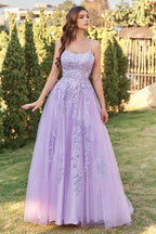 Abito da ballo lungo lavanda in tulle con pizzo floreale