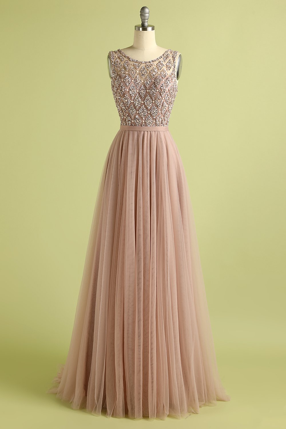 Abito lungo in tulle rosa cipria con cristalli
