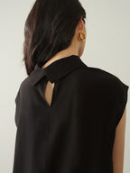 Top nero maniche corte con collo alto