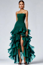Abito formale nero senza spalline con volant in tulle