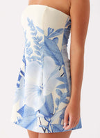 Abito corto strapless con stampa floreale blu