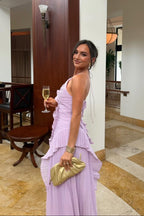 Abito lungo viola con volant e scollo halter