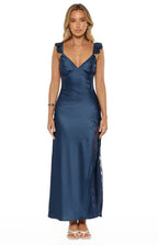 Abito lungo in satin blu navy con scollo a V