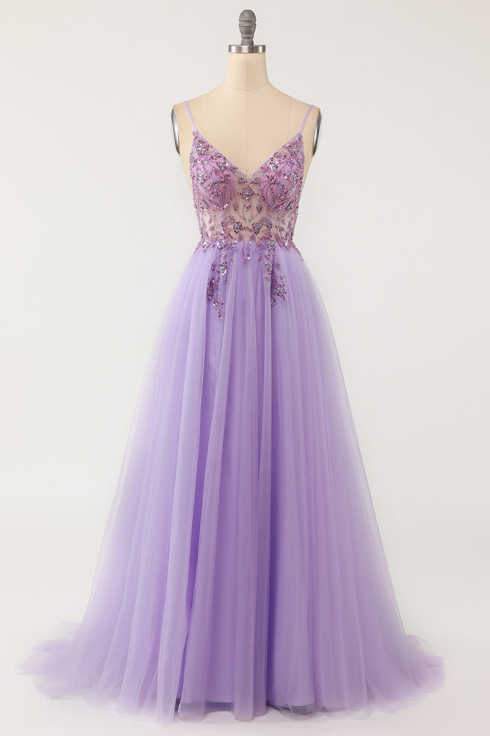 Abito lungo in tulle azzurro con ricami e perline