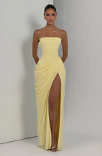 Abito lungo giallo limone strapless con drappeggio