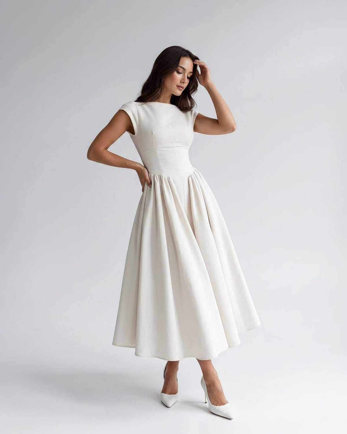 Abito midi beige scollo alla boat maniche corte – Elara